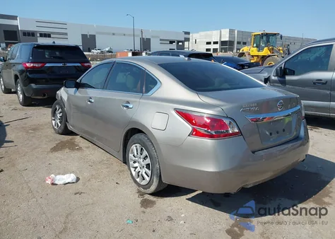 2015 Nissan Altima 2.5 S from USA, damaged, VIN 1N4AL3AP5FC412307